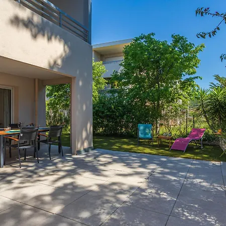 Lyloa By Interhome Appartamento Six-Fours-les-Plages