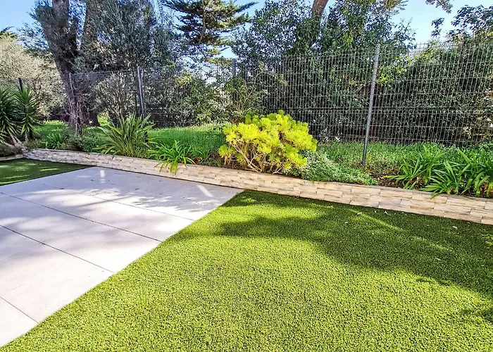 Lyloa By Interhome * Six-Fours-les-Plages