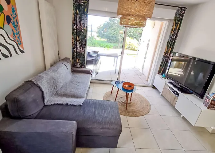 Lyloa By Interhome Apartment Six-Fours-les-Plages